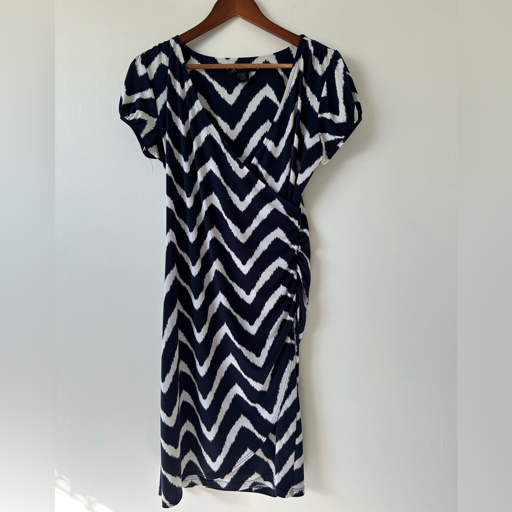 Inc International Concepts Blue and White Zig Zag Patterned Bodycon Dress SIZE M